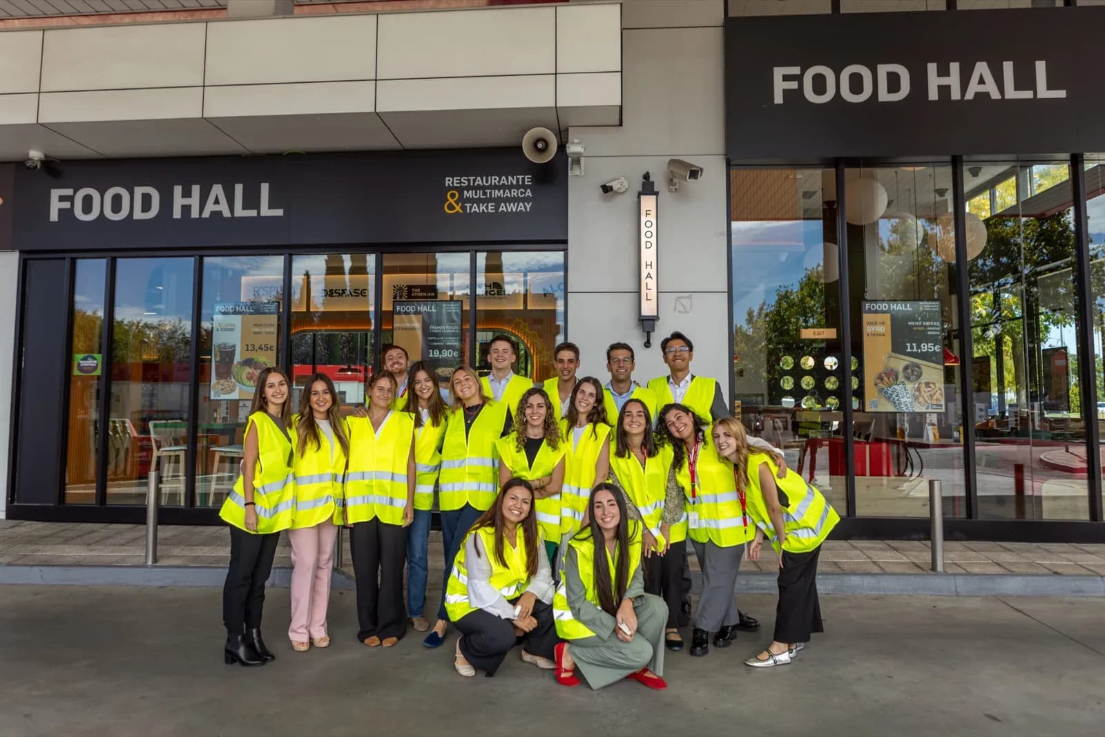 Cepsa incorpora a 18 jóvenes y abre nuevas vacantes para su programa ‘Challenging U’