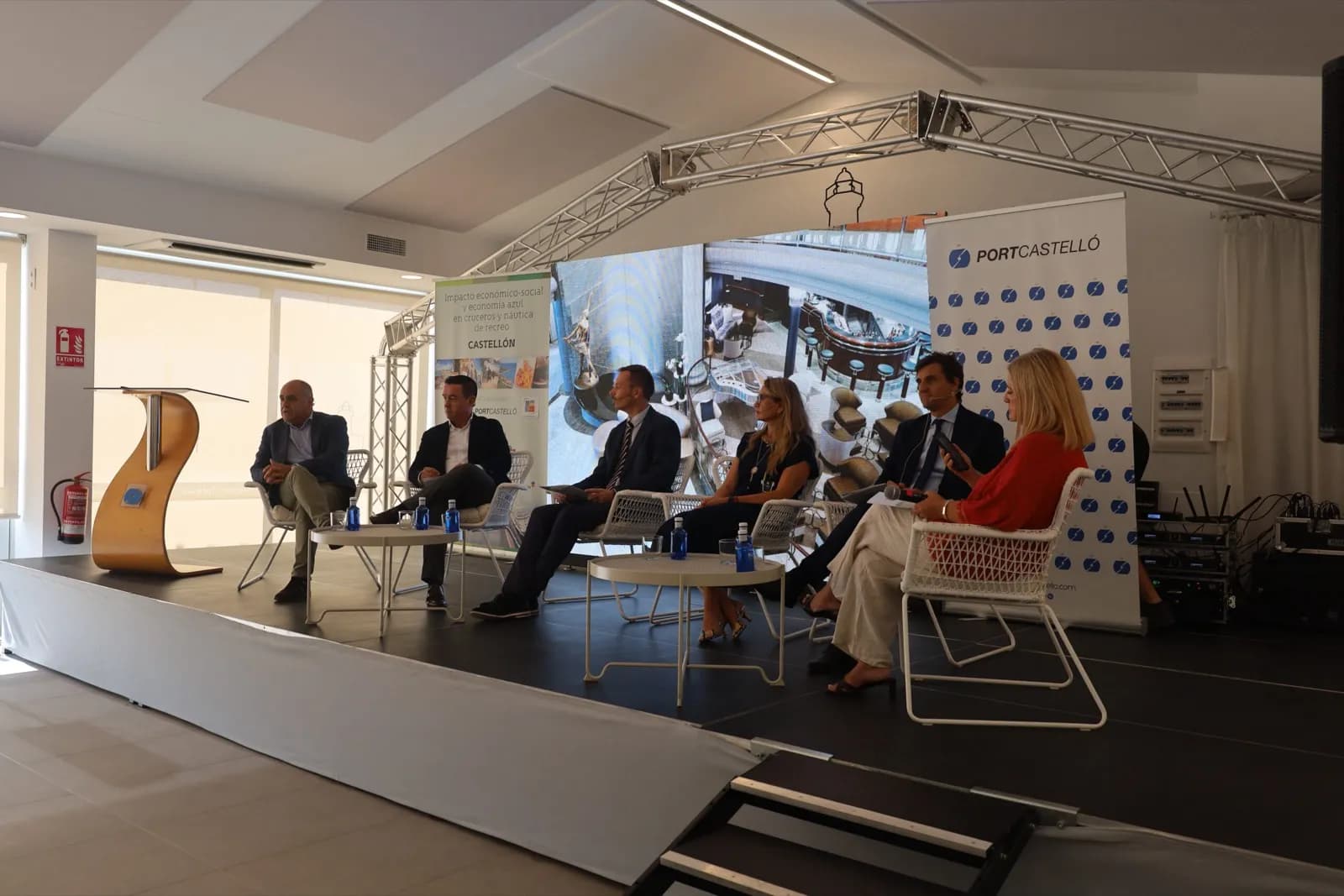 El Puerto de Castellón apuesta por impulsar el turismo de cruceros y la náutica de recreo
