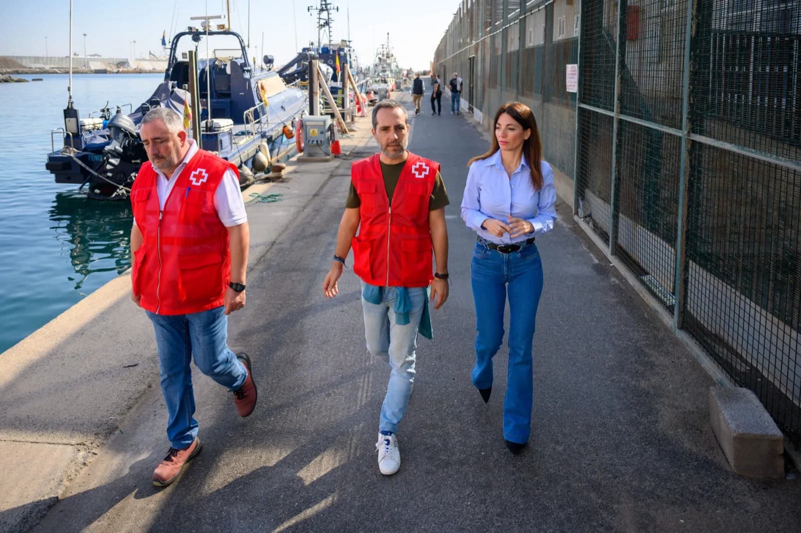 El Puerto de Almería refuerza su colaboración con Cruz Roja en la atención a la inmigración irregular