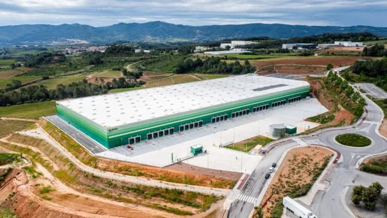 GLP firma acuerdo con LOGISTEED para consolidar operaciones en G-Park Masquefa