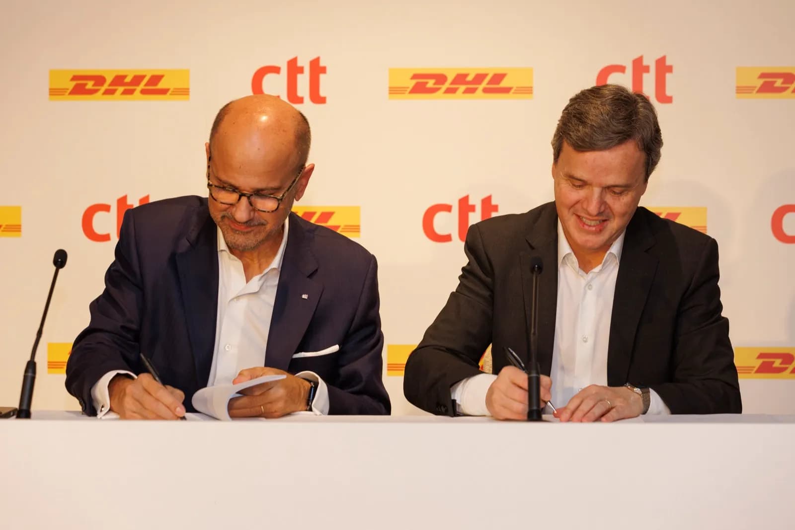 CTT Expresso y DHL eCommerce sellan una alianza estratégica para potenciar el e-commerce en la Península Ibérica