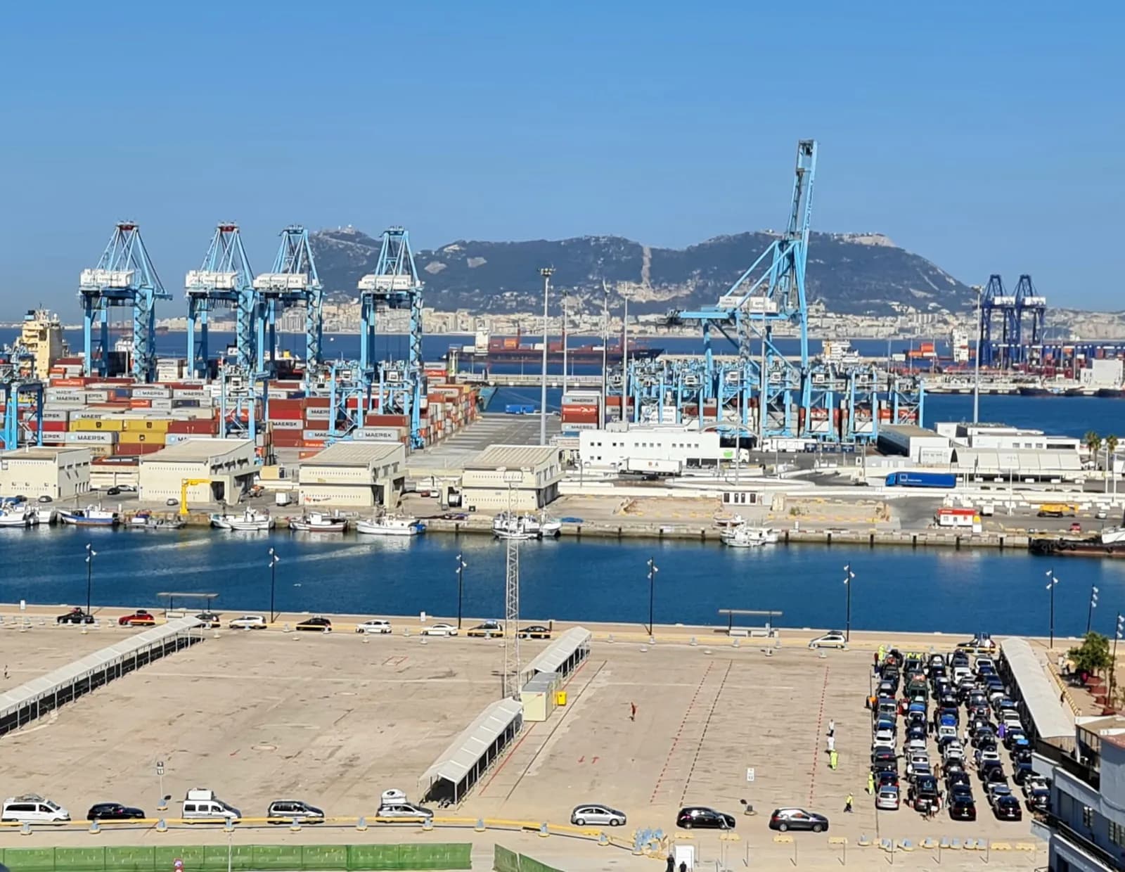Reabierto al público el aparcamiento de Llano Amarillo en el puerto de Algeciras