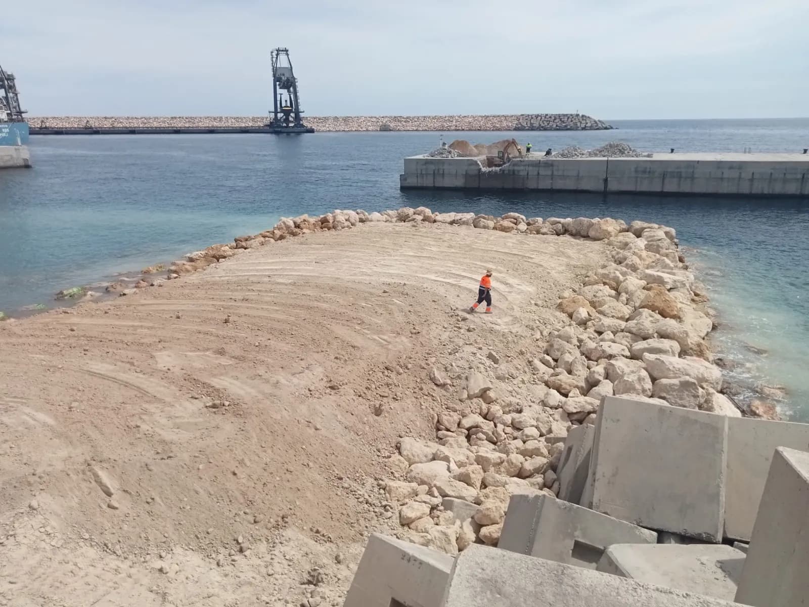 El Puerto de Carboneras emprende nuevas infraestructuras para ampliar su capacidad de atraque