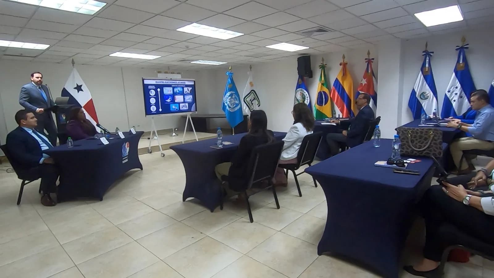 La Autoridad Marítima de Panamá avanza en la implementación del Registro Electrónico de Buques