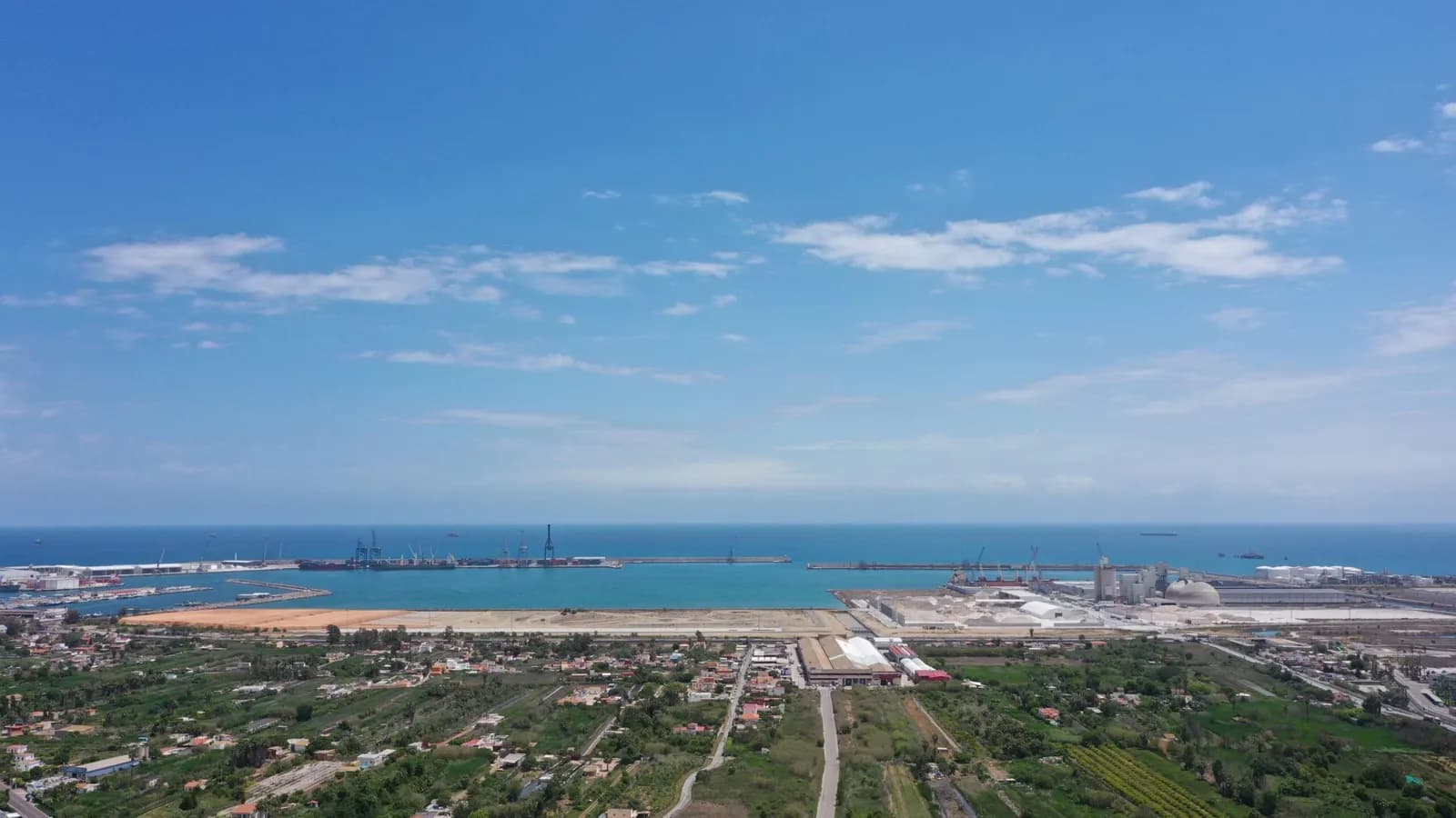 El puerto de Castellón registra un crecimiento del 1,5% en el volumen de mercancías
