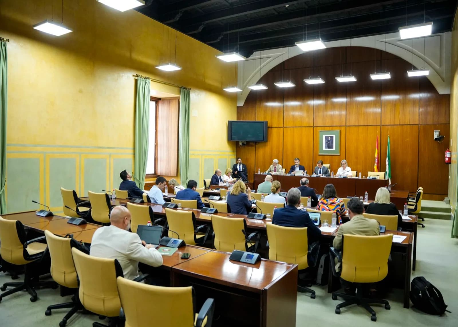 La Junta de Andalucía anuncia 30 millones de euros en ayudas para el sector pesquero