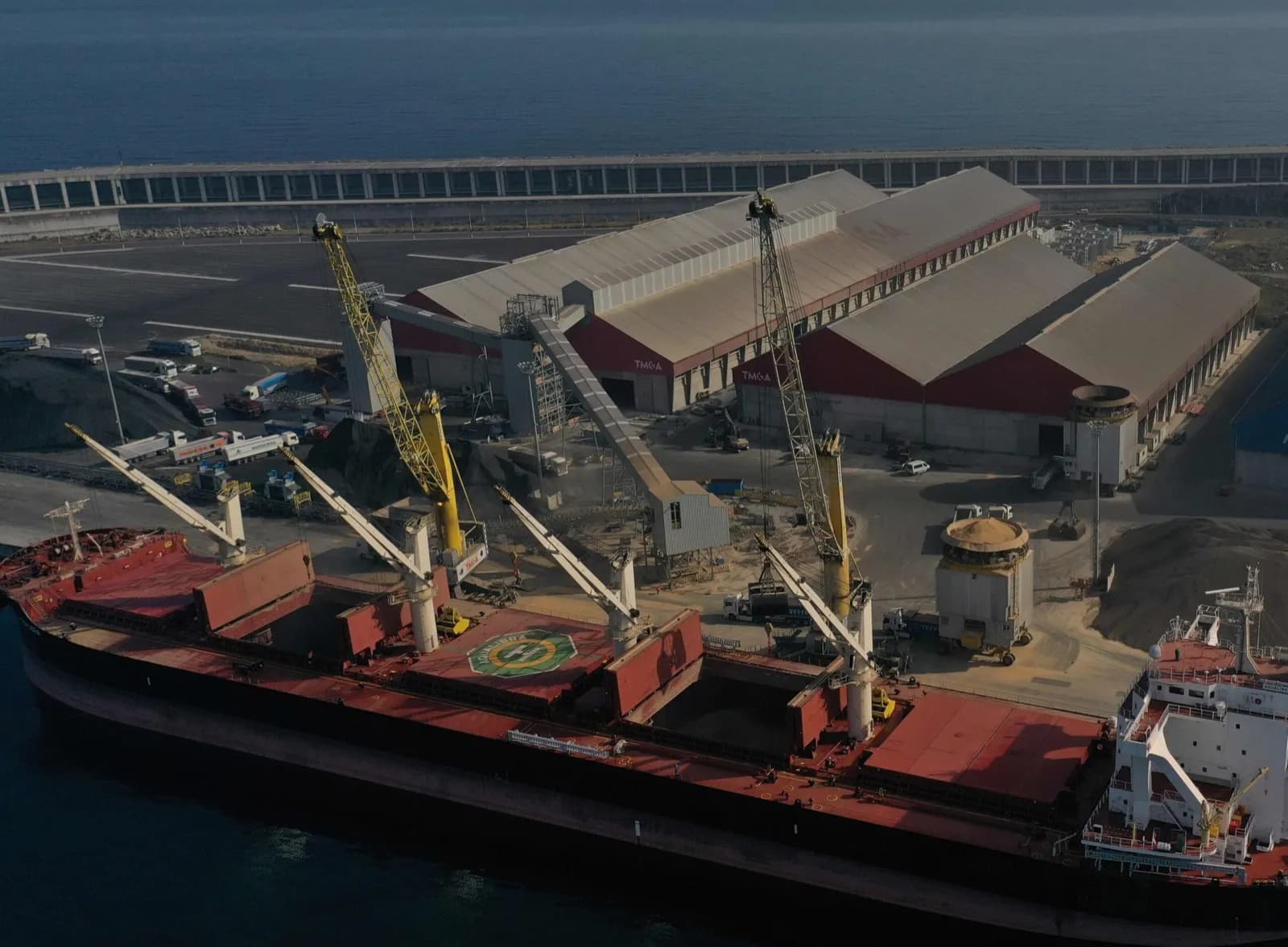 TMGA anuncia su expansión en el Puerto Exterior de Punta Langosteira