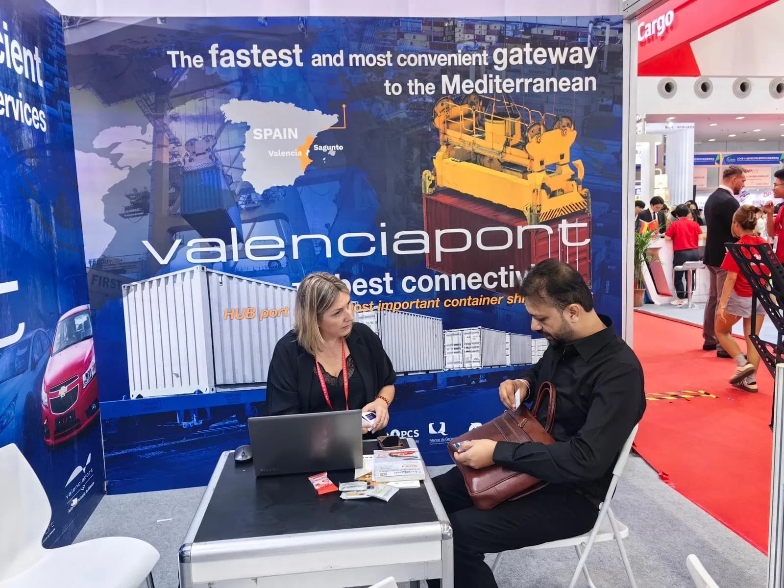 Valenciaport refuerza su presencia en Asia con su participación en la feria de logística de Shenzhen