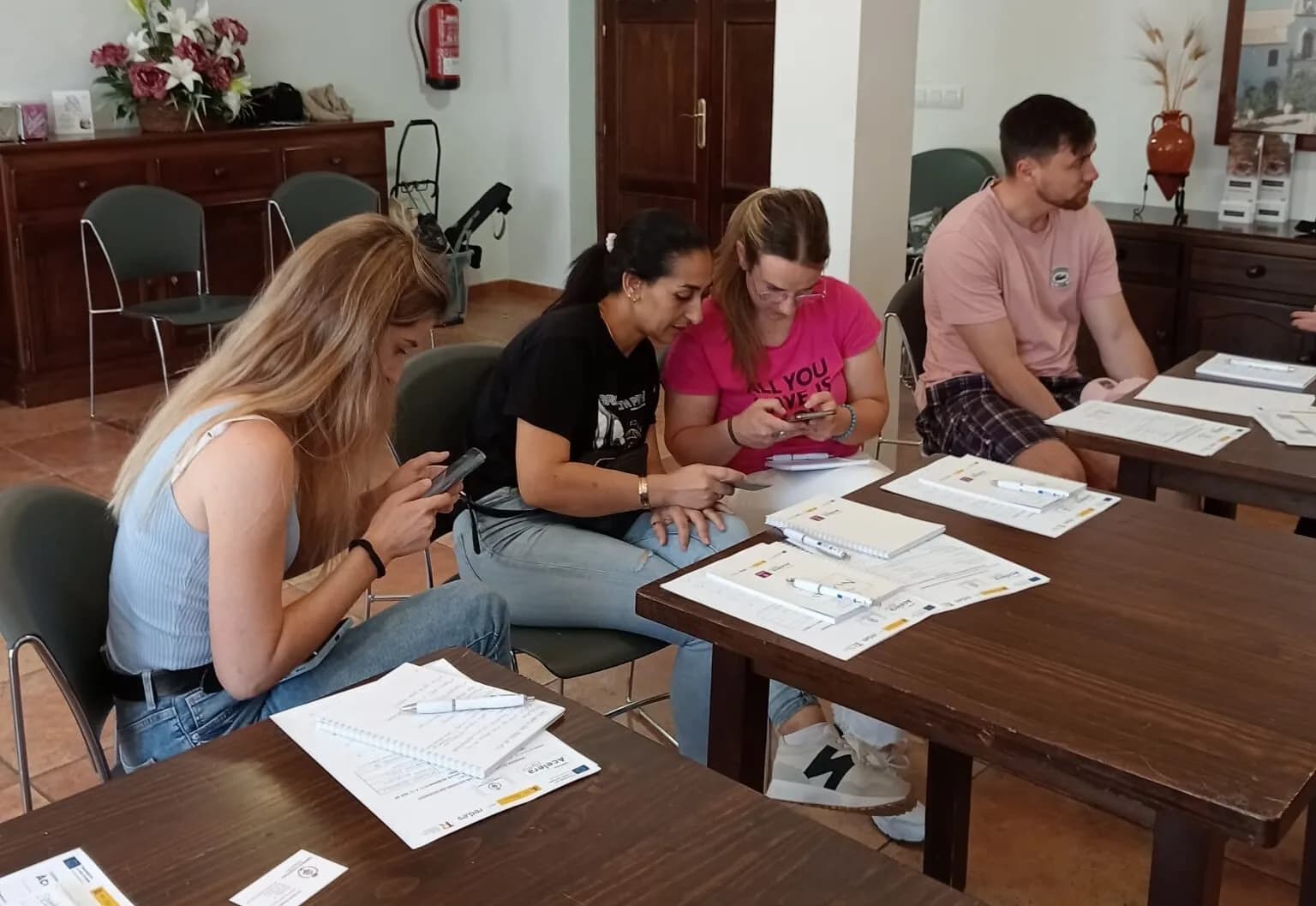 Éxito del evento de networking empresarial organizado por Acelera Pyme Coiiaoc en Olvera