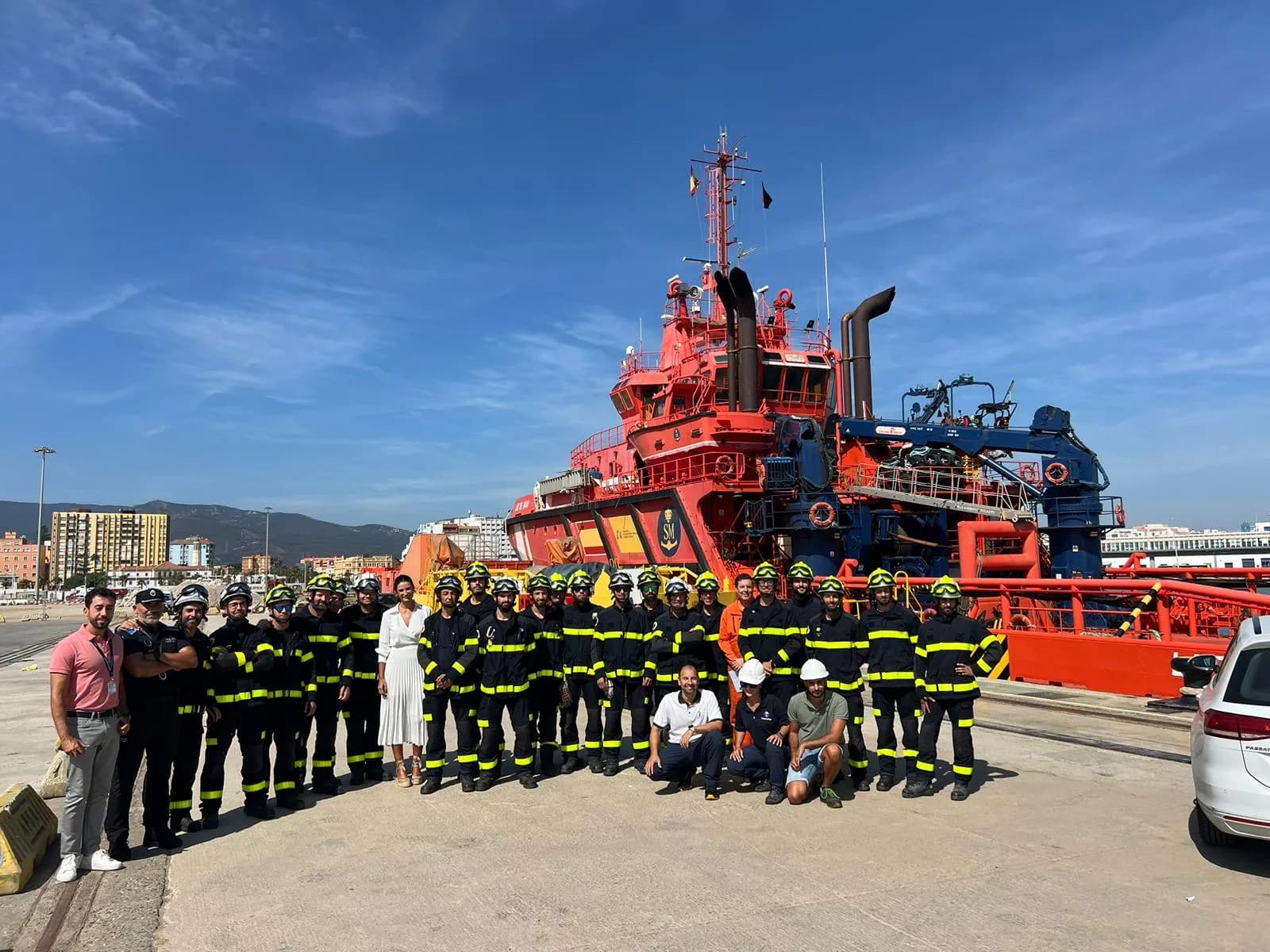 Bomberos de la provincia de Cádiz finalizan curso de intervención en buques en el Puerto de Algeciras