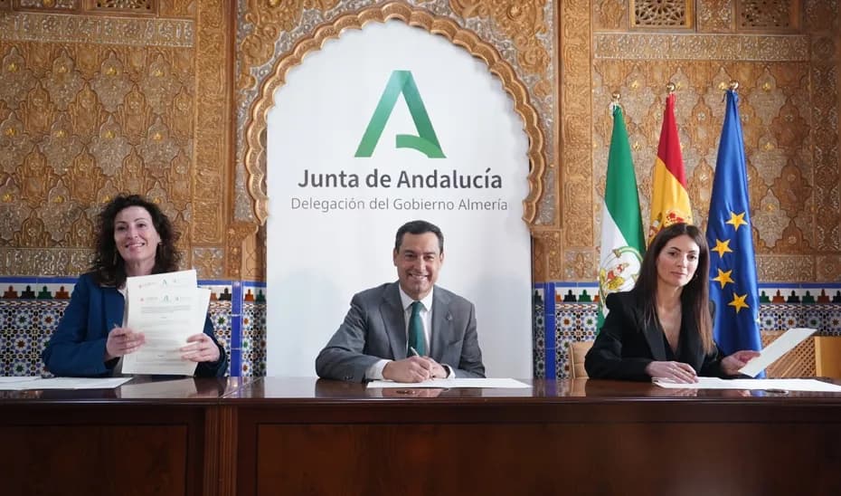Acuerdo institucional a tres bandas para impulsar el desarrollo del frente marítimo de Almería