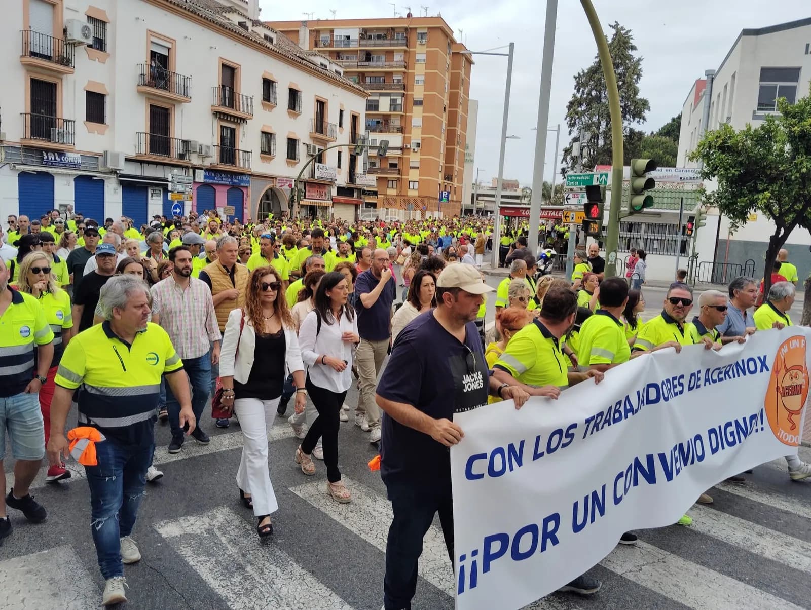 El alcalde de San Roque se ofrece para mediar en el conflicto laboral de Acerinox