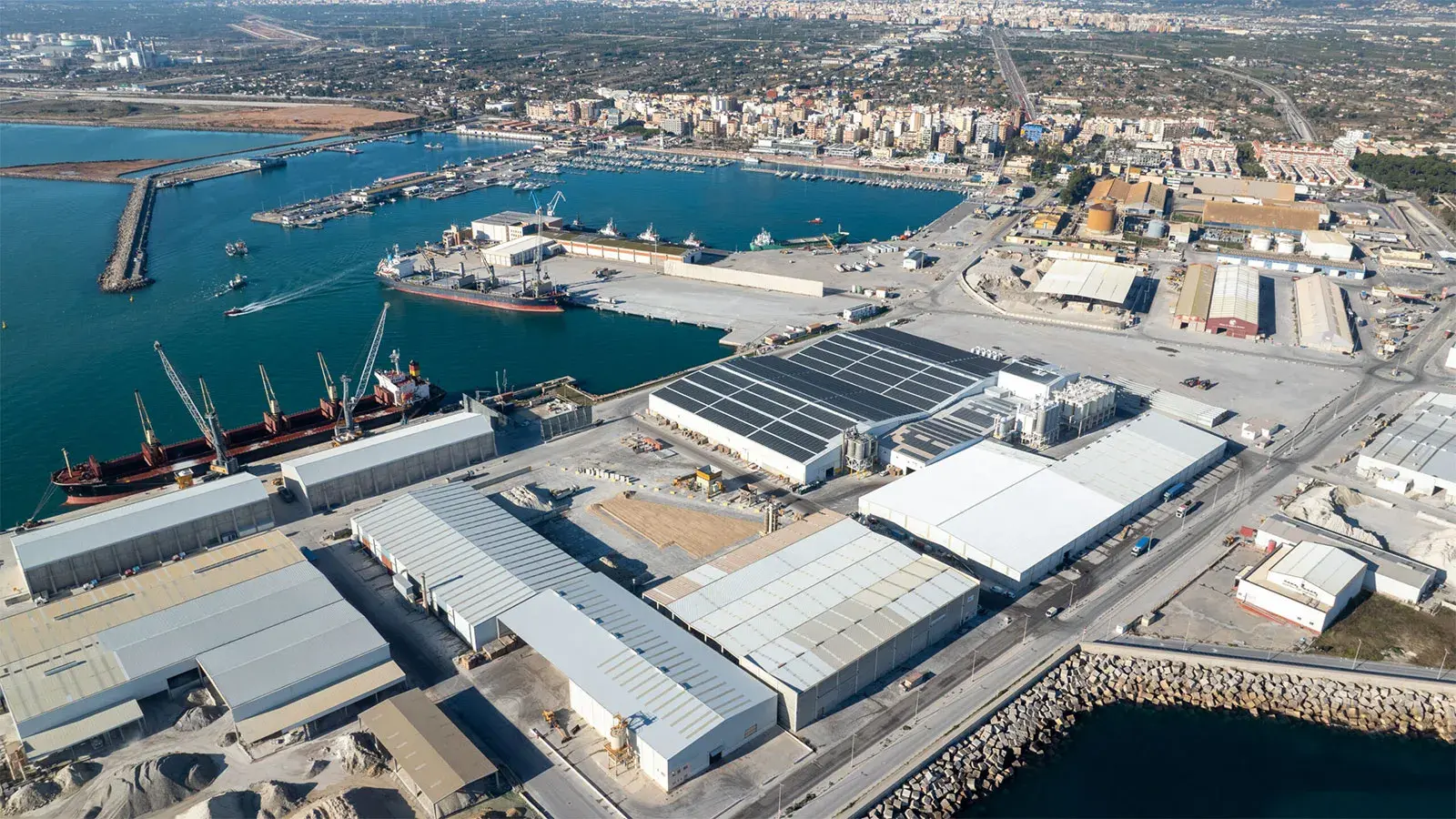 El Puerto de Castellón crece un 48% en mercancía general hasta agosto, el mayor aumento del sistema portuario español