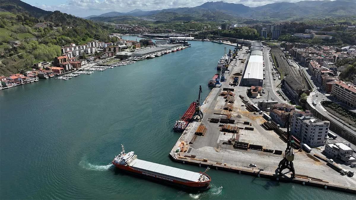 El Puerto de Pasaia supera los 3,3 millones de toneladas en 2024