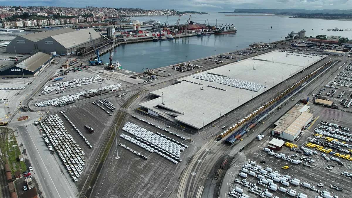 Nuevo paso del Puerto de Santander en eficiencia energética con la mejora de la iluminación en sus instalaciones