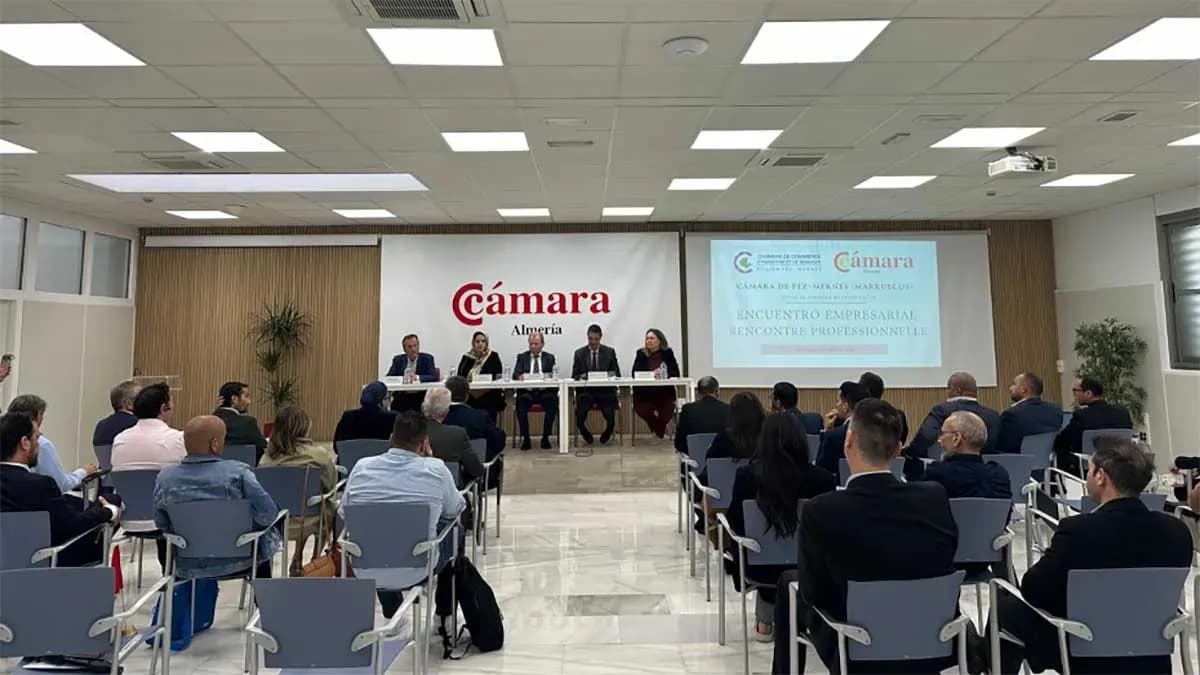 Las cámaras de comercio de Almería y Fez-Meknès firman un convenio para facilitar la inversión bilateral entre España y Marruecos