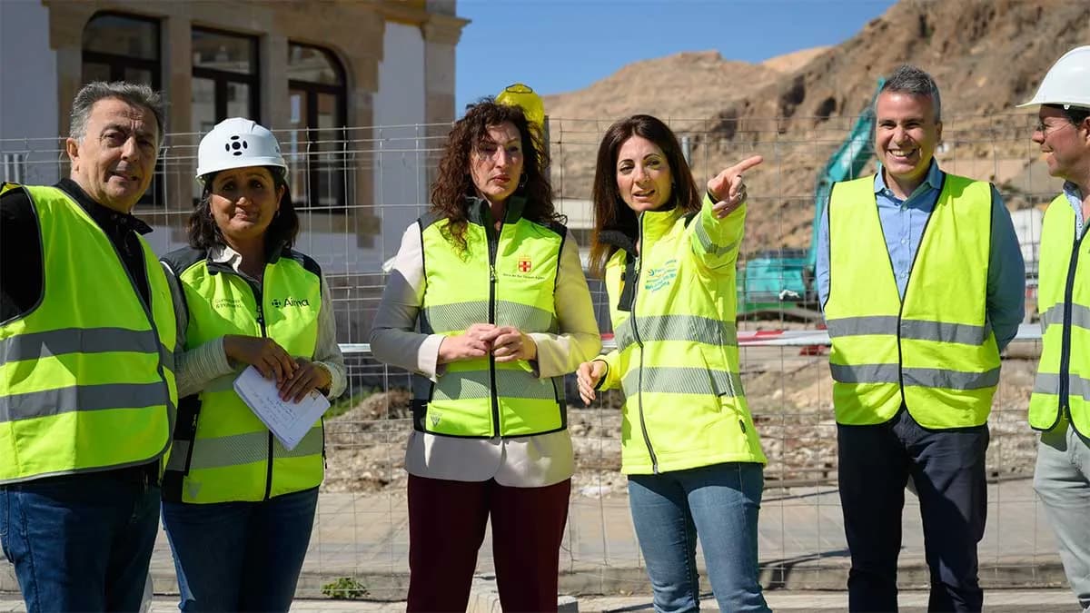 El Puerto de Almería avanza en su apertura hacia la ciudad con nuevas infraestructuras y la rehabilitación del Varadero