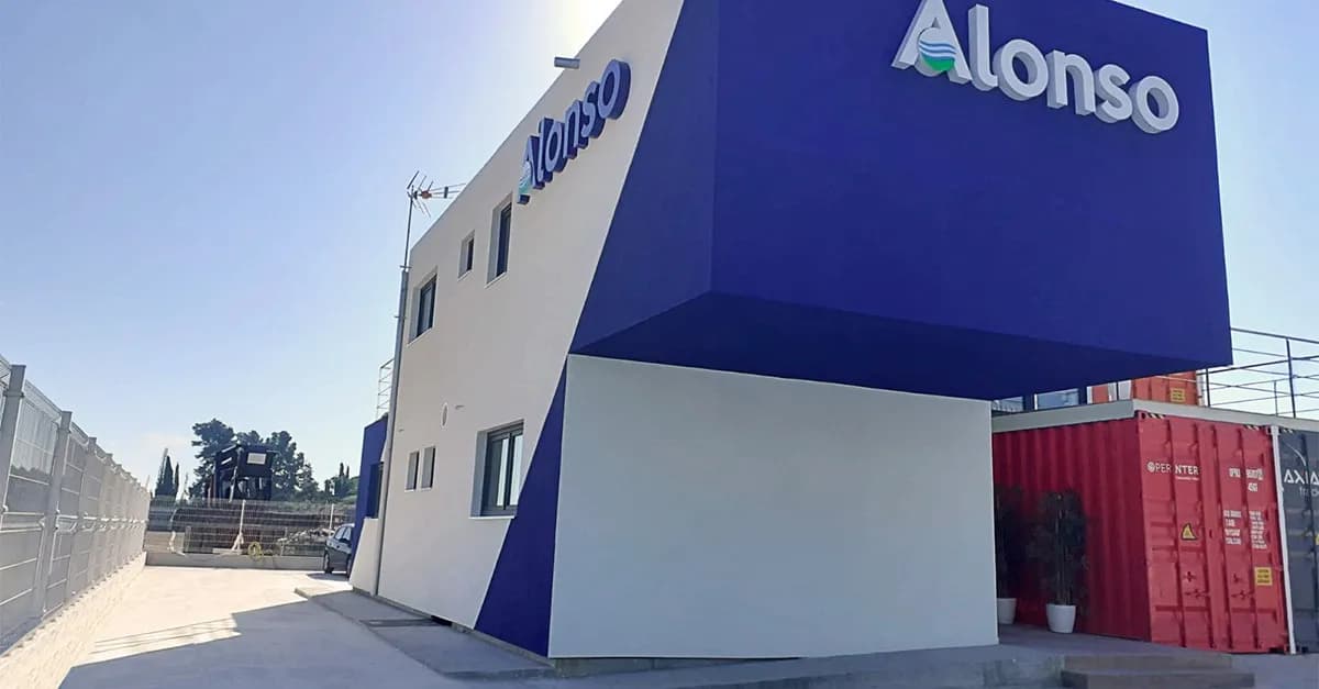 Grupo Alonso construye en Murcia un nuevo edificio corporativo sostenible a partir de contenedores marítimos