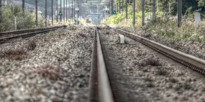 Adif licita la redacción de los proyectos de ampliación de apartaderos en toda la RFIG
