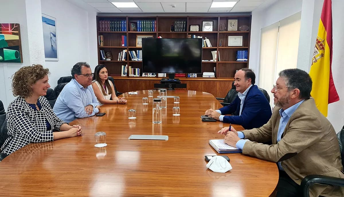 El nuevo equipo directivo de EVOS Algeciras presenta sus líneas de trabajo a la APBA