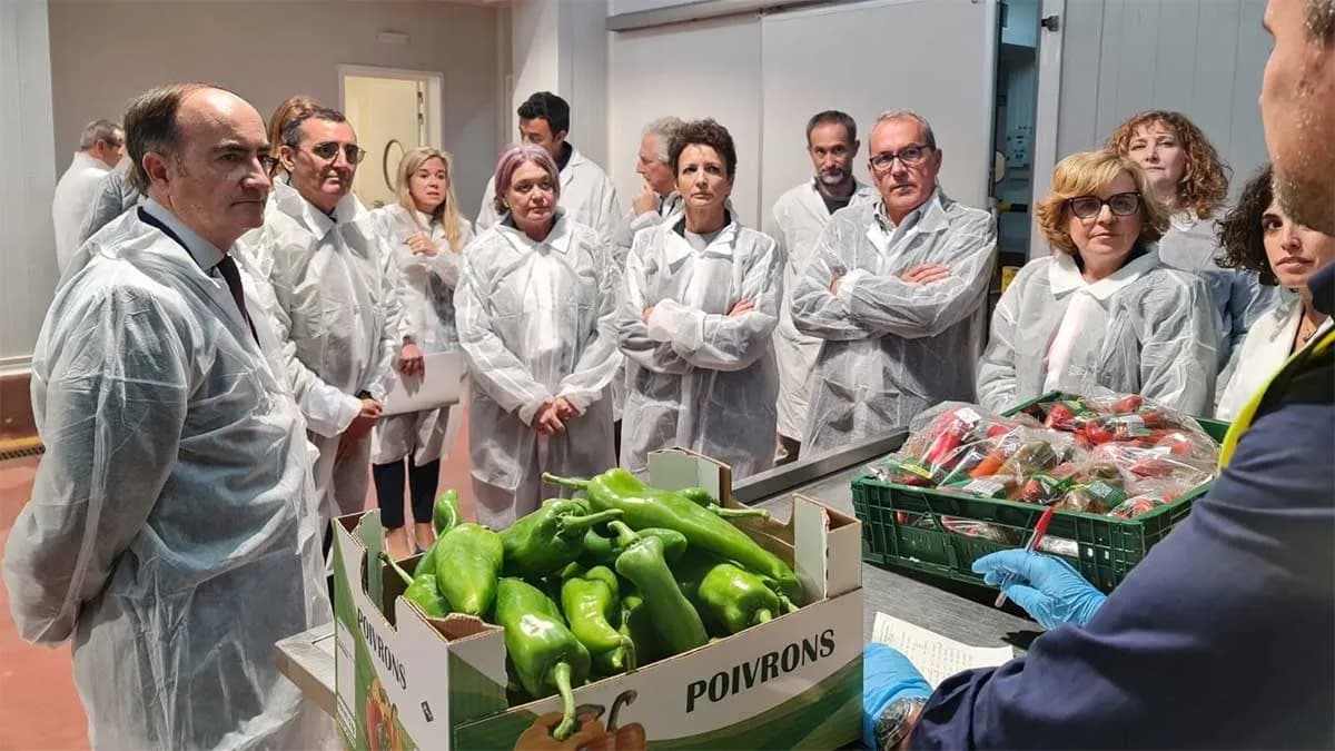 APBA y Gobierno supervisan las mejoras en el Puesto de Control de Fronterizo del puerto de Algeciras