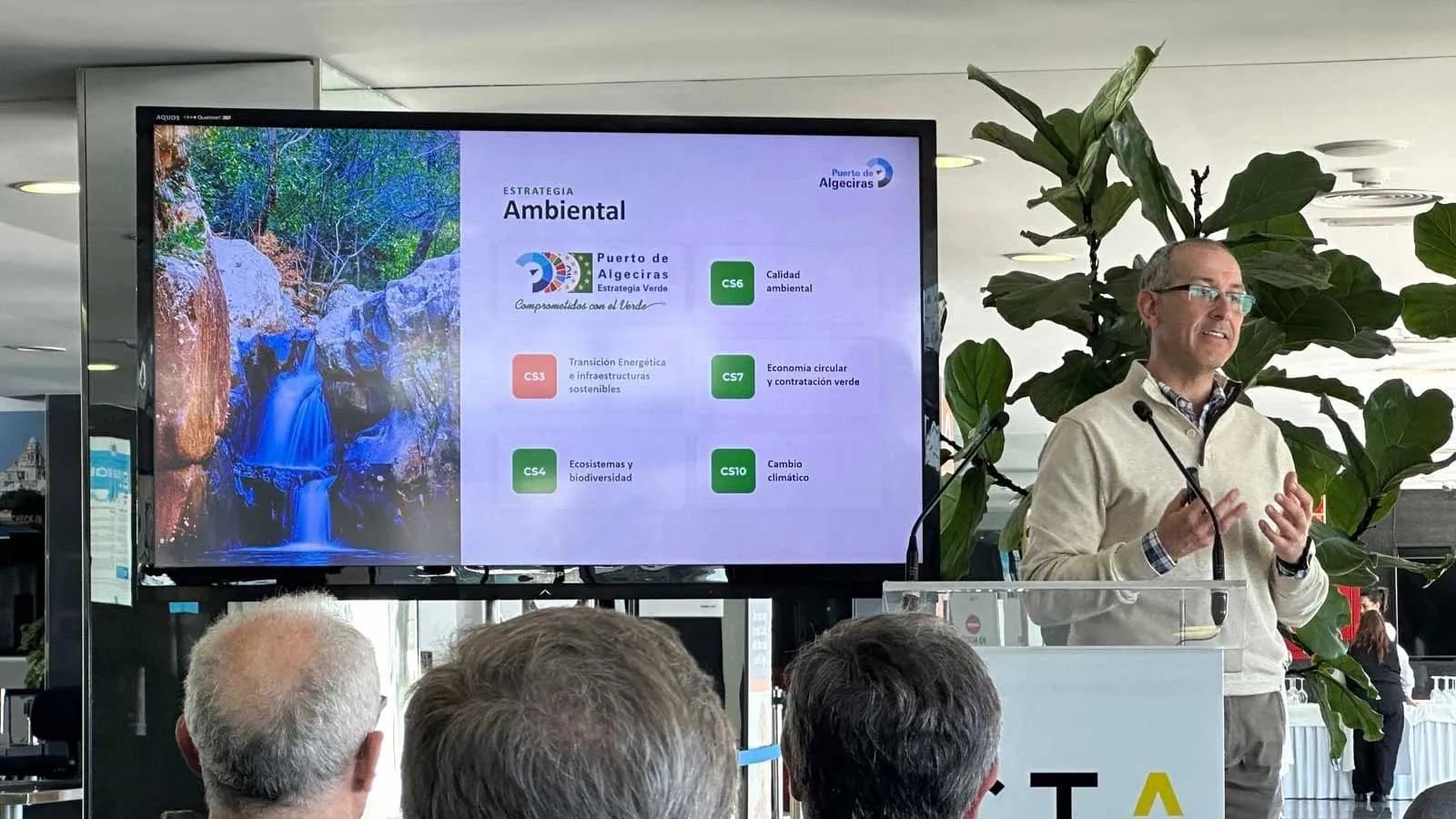 La APBA expone en Cádiz sus avances en la electrificación de los muelles de Algeciras y Tarifa