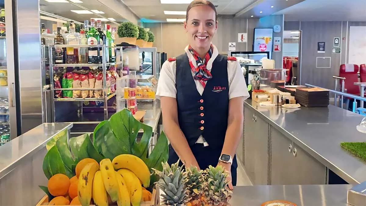 Armas Trasmediterránea lanza la tarifa Turista+ para mejorar la experiencia de viaje en Canarias