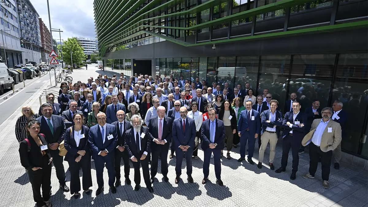 UniportBilbao celebra su 30 aniversario consolidando el clúster logístico en el puerto de Bilbao