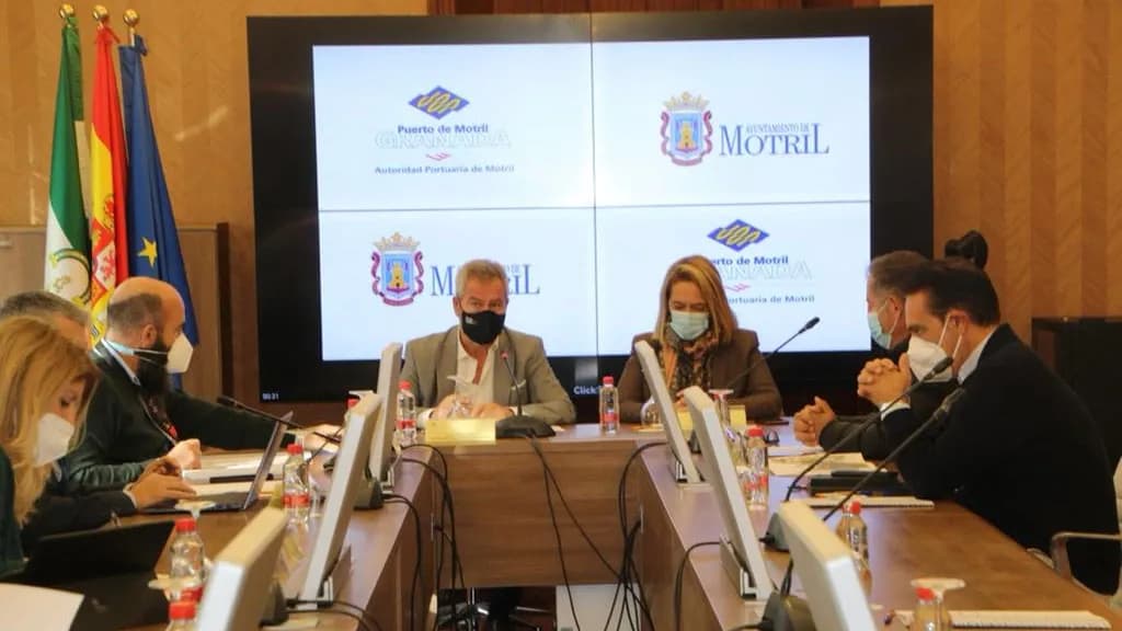 Ayuntamiento y Autoridad Portuaria de Motril coordinan temas de interés para el puerto y la ciudad