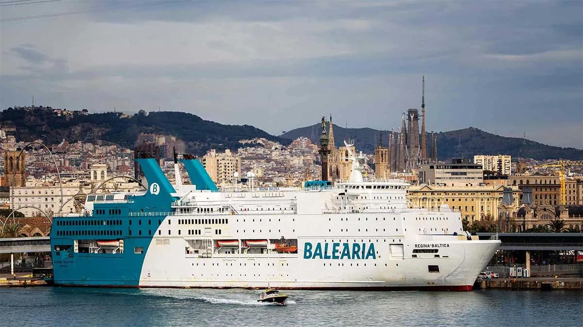 Baleària inaugura su primera ruta internacional desde Barcelona con destino a Argel
