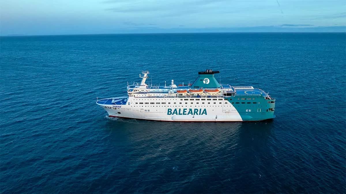 Baleària operará un servicio especial entre Málaga y Ceuta con motivo de «La Cuna de la Legión»