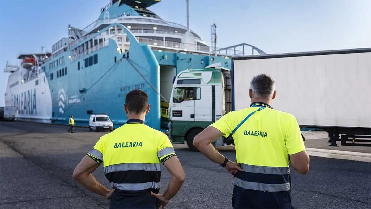 Baleària presenta su compromiso con la sostenibilidad y la fiabilidad en el transporte marítimo de mercancías en el SIL 2024
