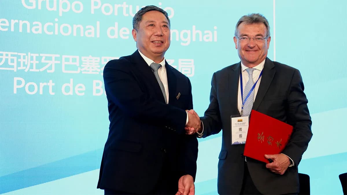 Los puertos de Barcelona y Shanghái acuerdan colaborar en proyectos de innovación y descarbonización