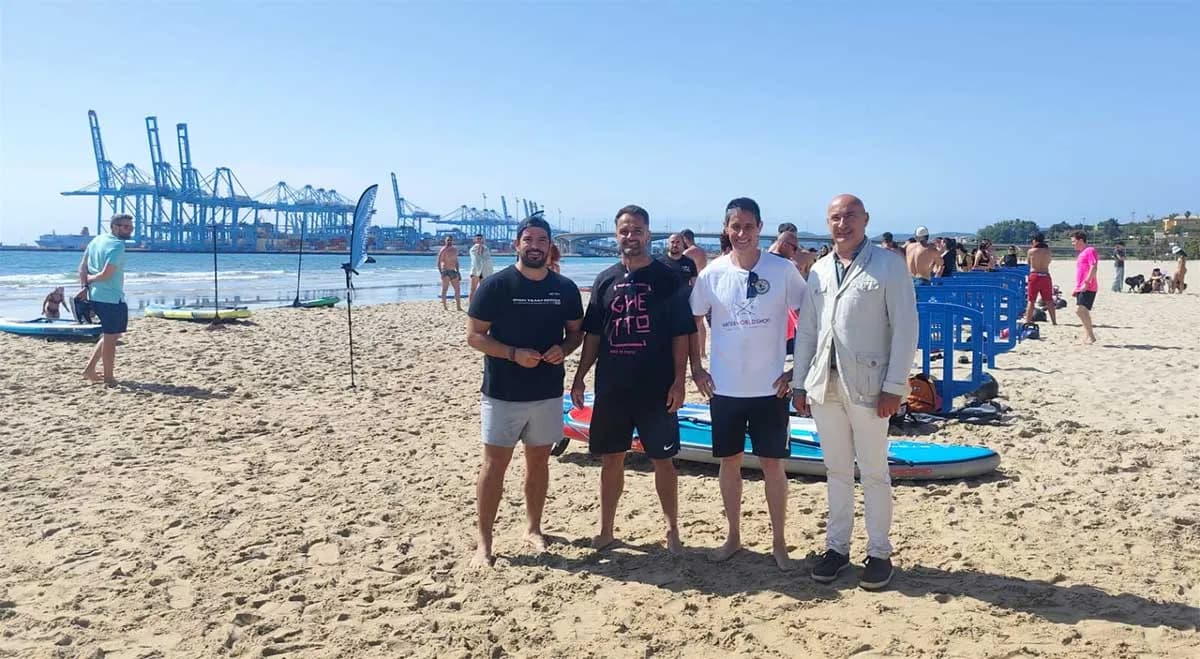 La Playa de El Rinconcillo acoge la jornada deportiva «Beach Wod»