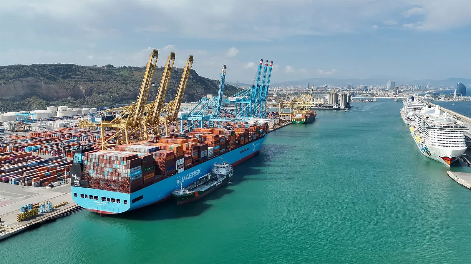 Repsol y Maersk realizan el primer suministro de bioetanol a un buque en el Puerto de Barcelona