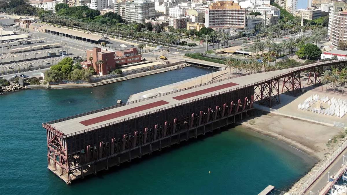 El «Cable Inglés» celebra su primer año como paseo peatonal