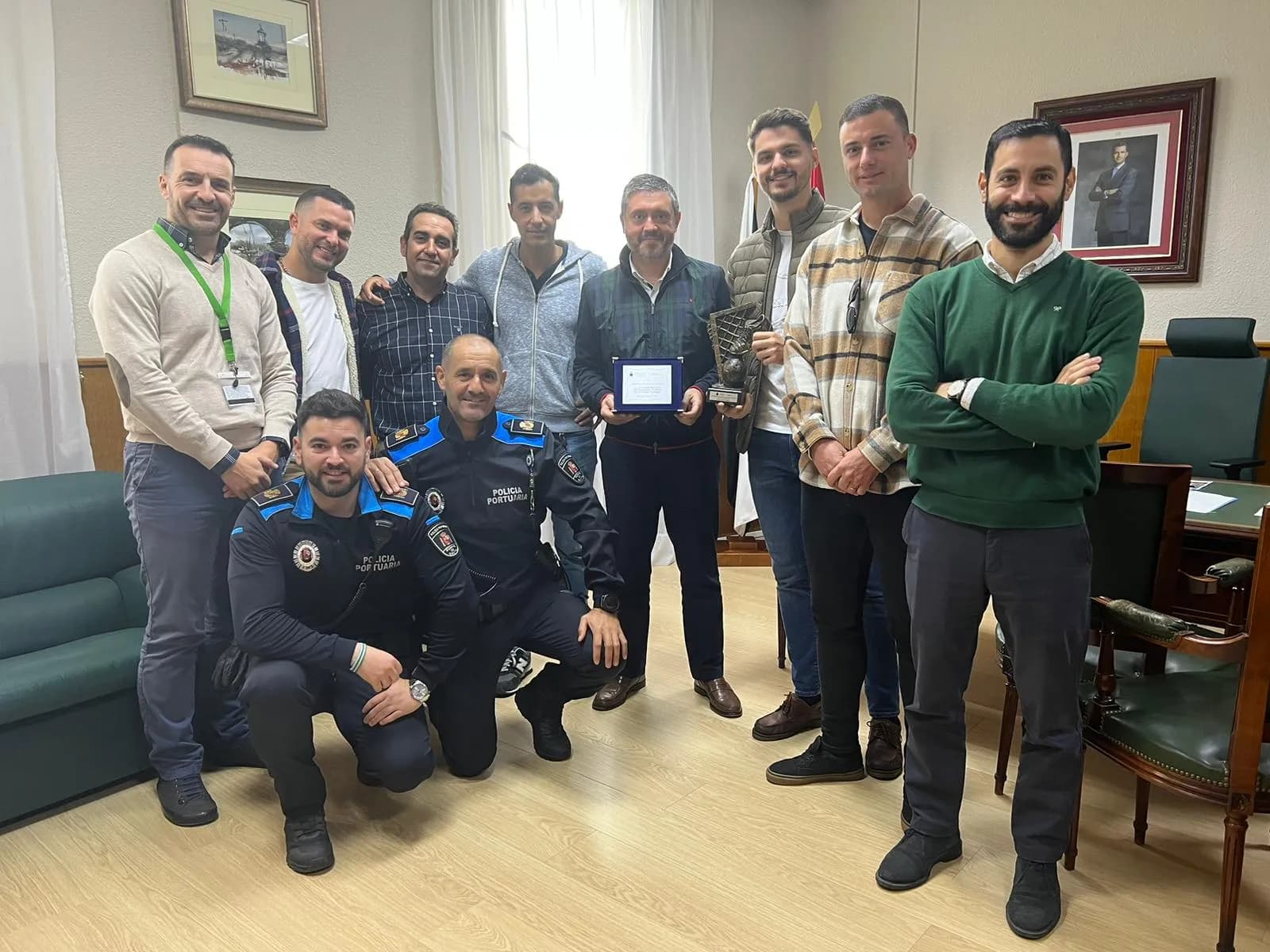 El presidente y el director del Puerto de Ceuta reciben a los participantes en el XXV Campeonato Interpuertos