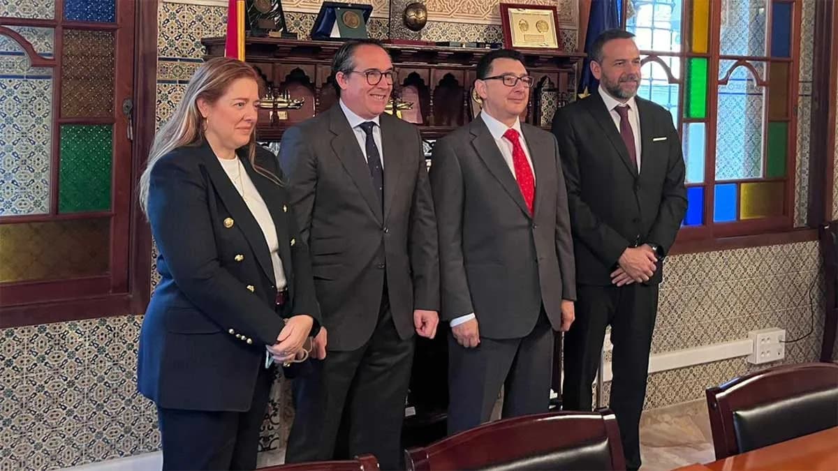 El Puerto de Castellón lidera la primera expedición comercial portuaria española a Argelia tras el fin del bloqueo