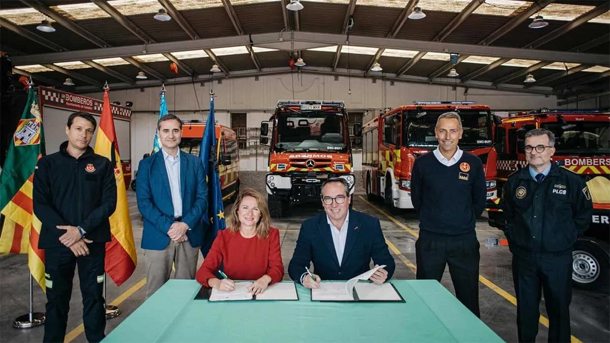 Ayuntamiento y Puerto de Castellón firman un convenio para fortalecer la respuesta ante emergencias