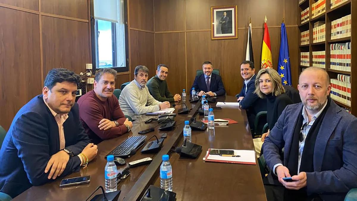 Puerto de Ceuta, Servicios Turísticos y empresariado se reúnen para impulsar el turismo de cruceros