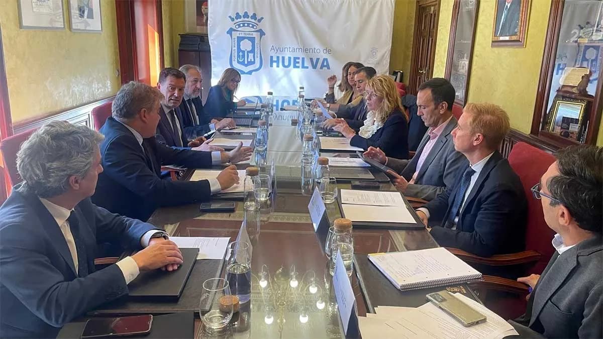 El Puerto de Huelva y el Ayuntamiento avanzan en proyectos de transformación urbanística