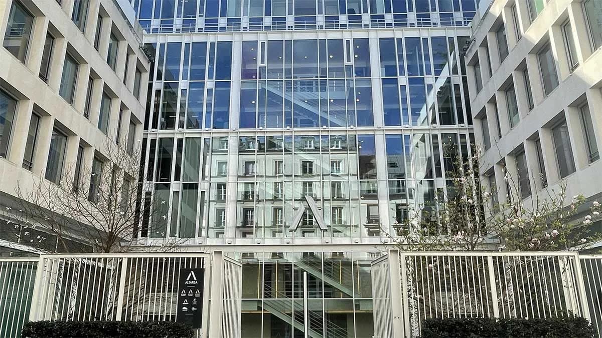 ESPO y FEPORT solicitan exención fiscal para fomentar el uso del suministro eléctrico en puerto