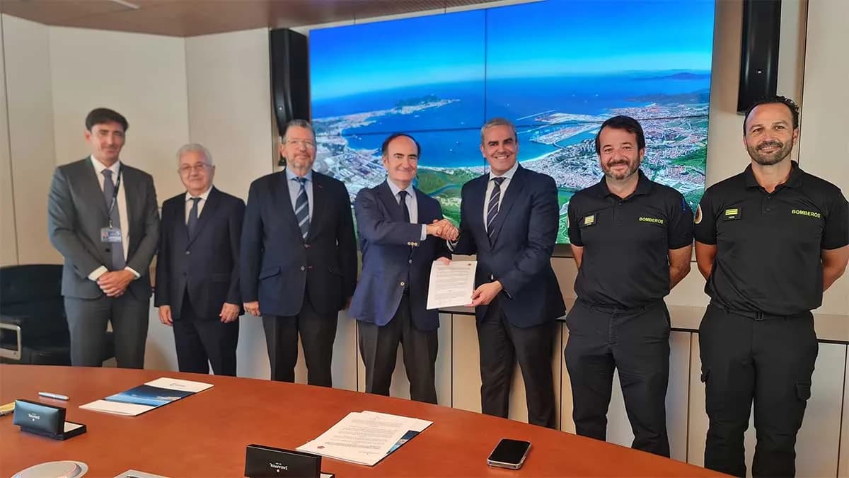 La APBA y el Consorcio de Bomberos de Cádiz amplían su convenio de seguridad por cuatro años más