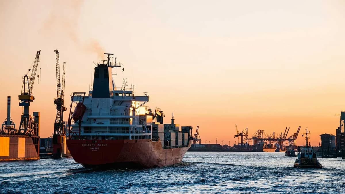 La industria marítima acuerda incrementar el uso de combustibles de bajas emisiones en 2030 durante la COP29