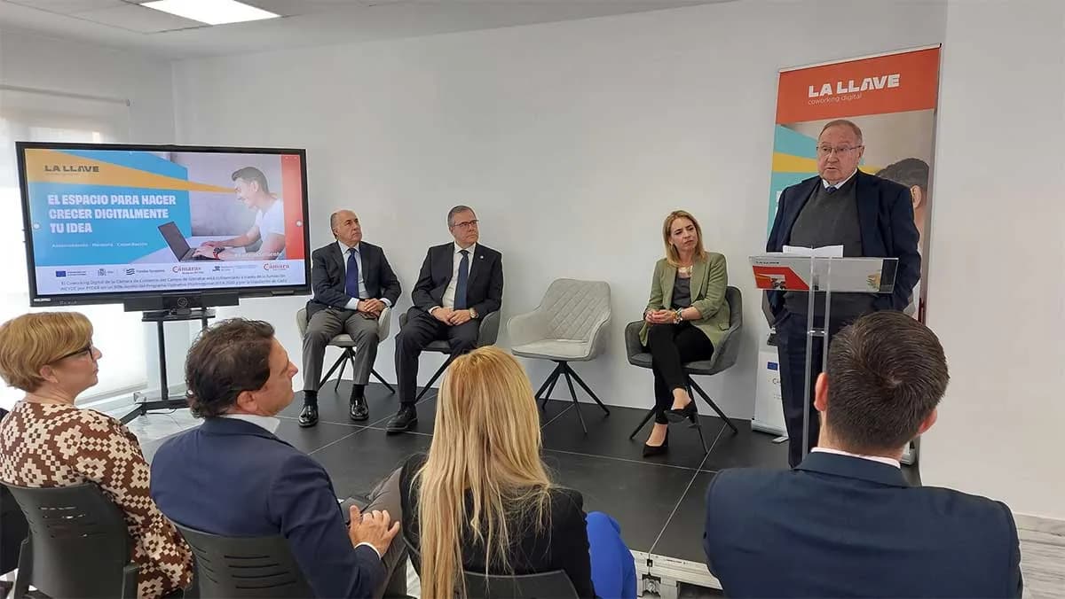 La Cámara de Comercio inaugura el nuevo Coworking Digital La Llave