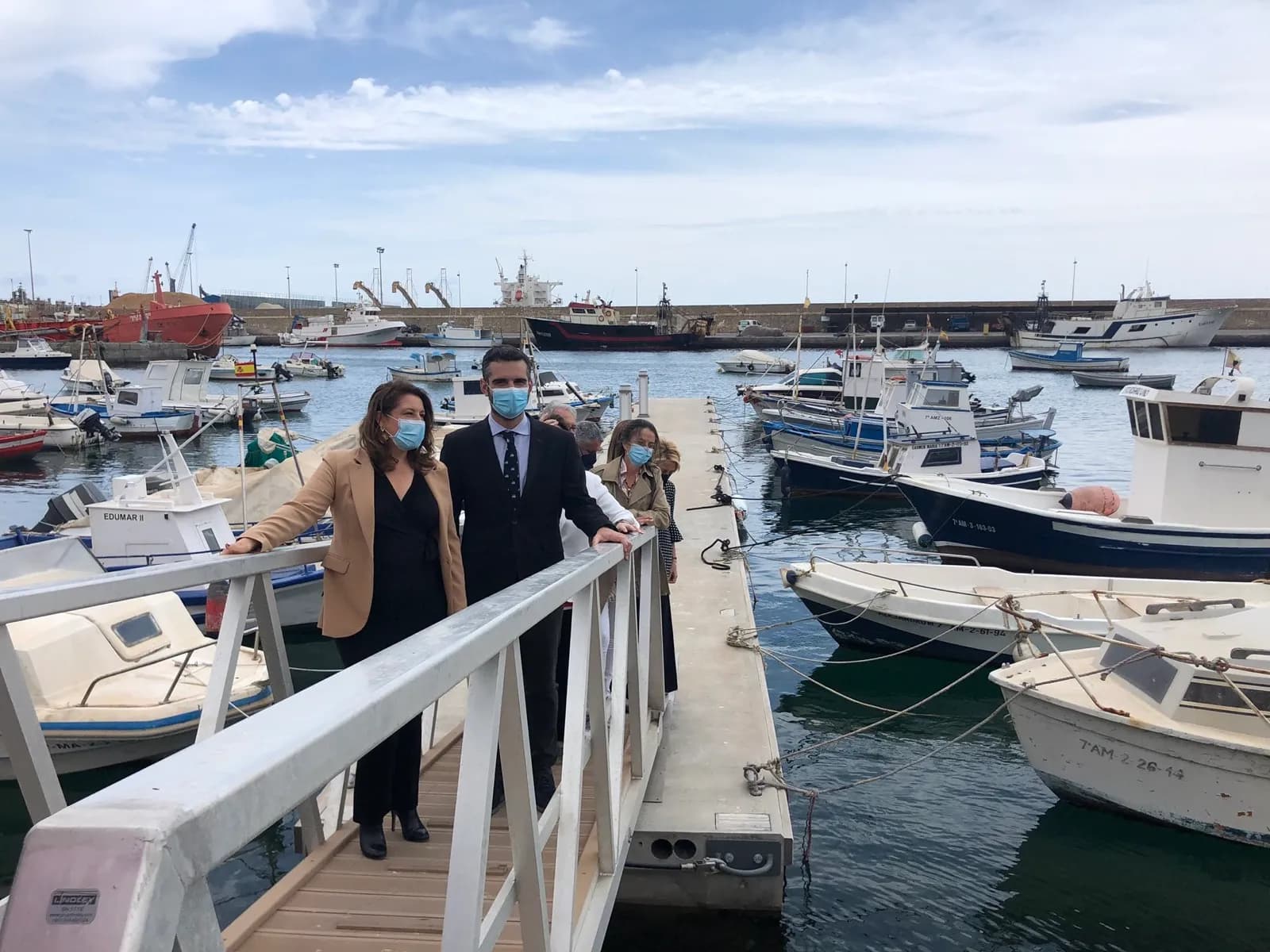 La Junta de Andalucía reclama al Gobierno que apoye las ayudas a la alga asiática y que saque «a la luz» un plan contra ellas