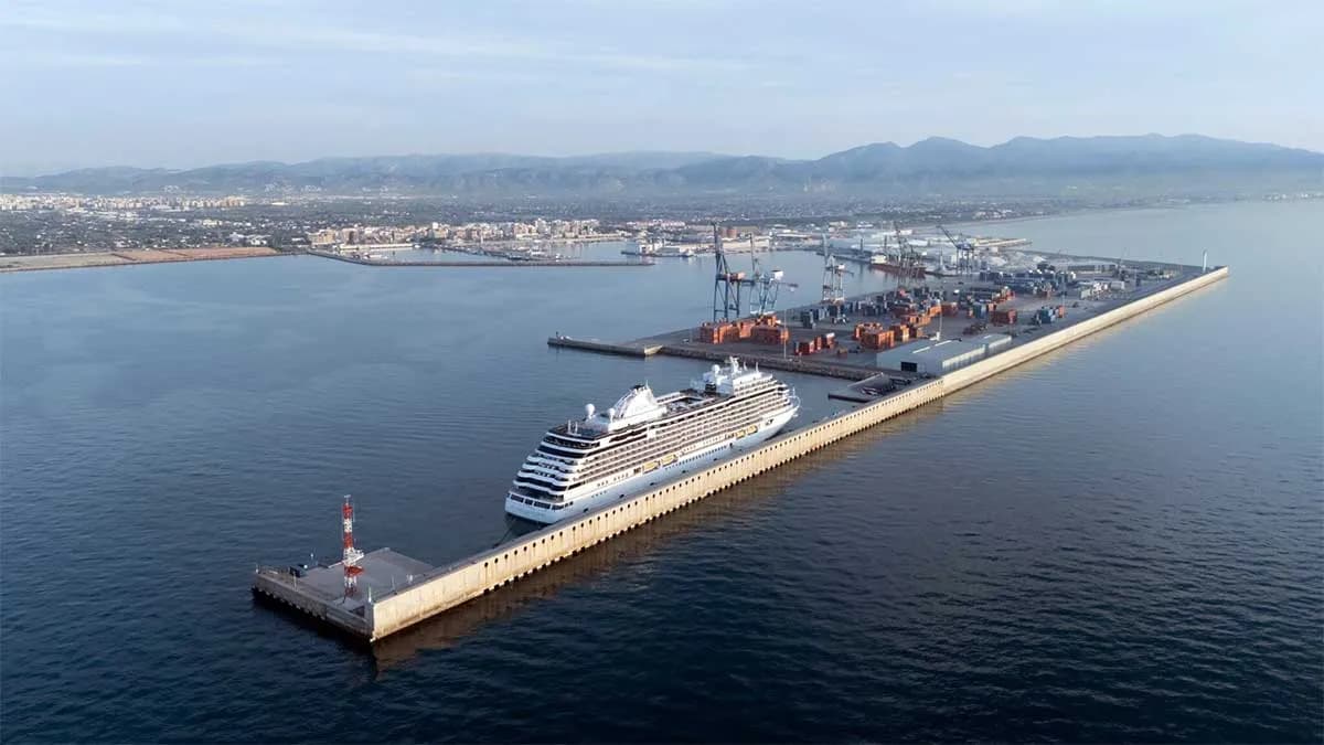 El Puerto de Castellón se promociona en FITUR como destino de cruceros y de ocio