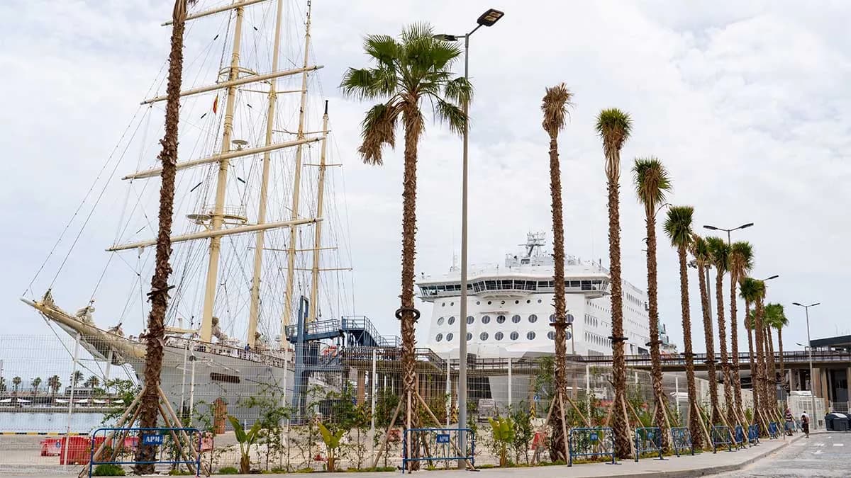 Los puertos españoles impulsan la sostenibilidad del turismo de cruceros en la Seatrade Cruise Med 2024