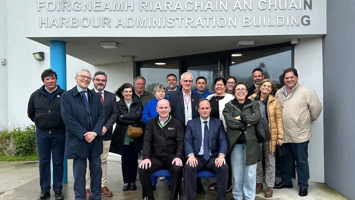 Una delegación del Puerto de Vigo y la Xunta de Galicia visita el Puerto de Castletownbere en Irlanda