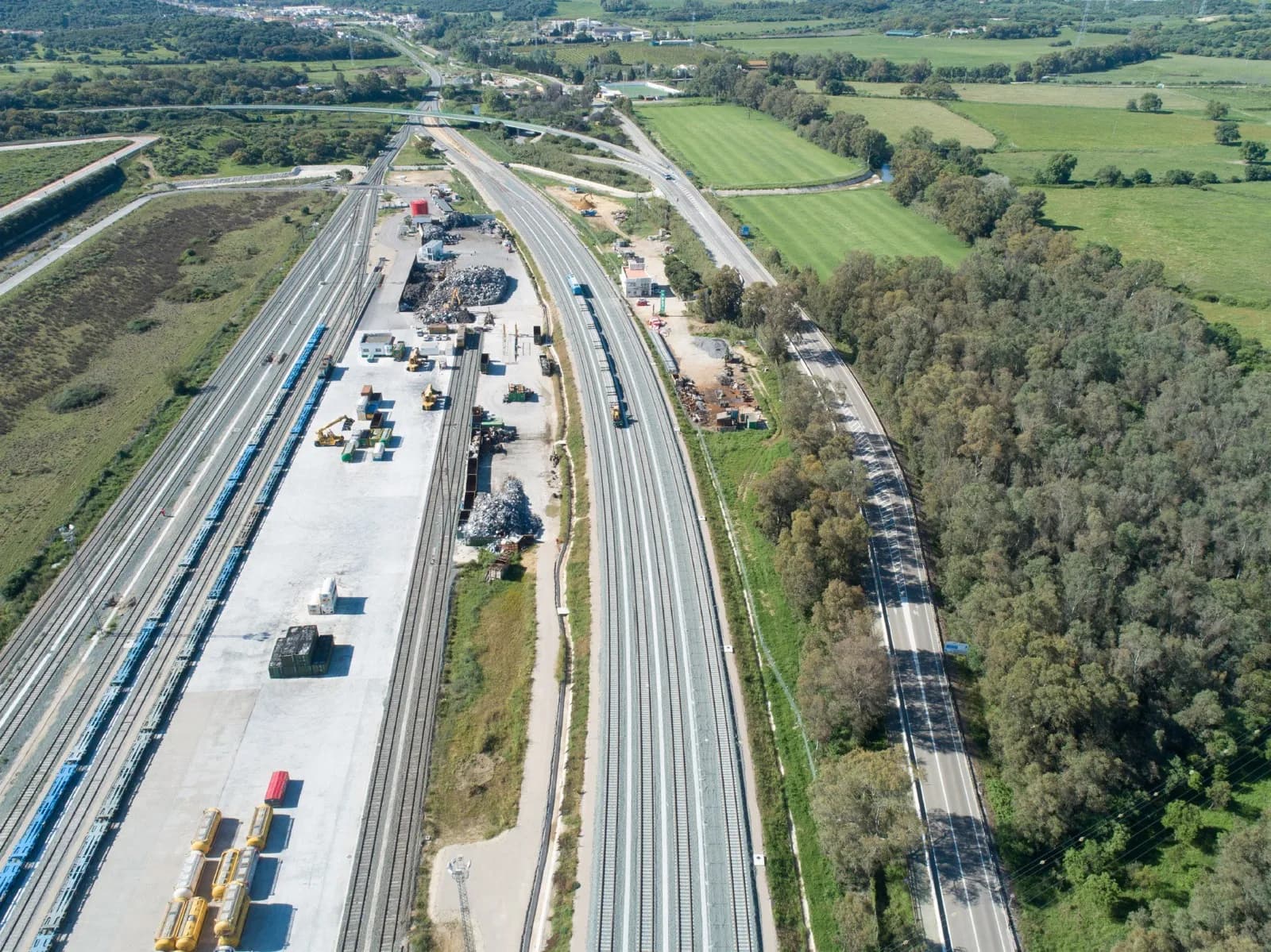 Adif adjudica la redacción del proyecto y la ejecución de trabajos de estabilización en un nuevo tramo de la Algeciras-Bobadilla